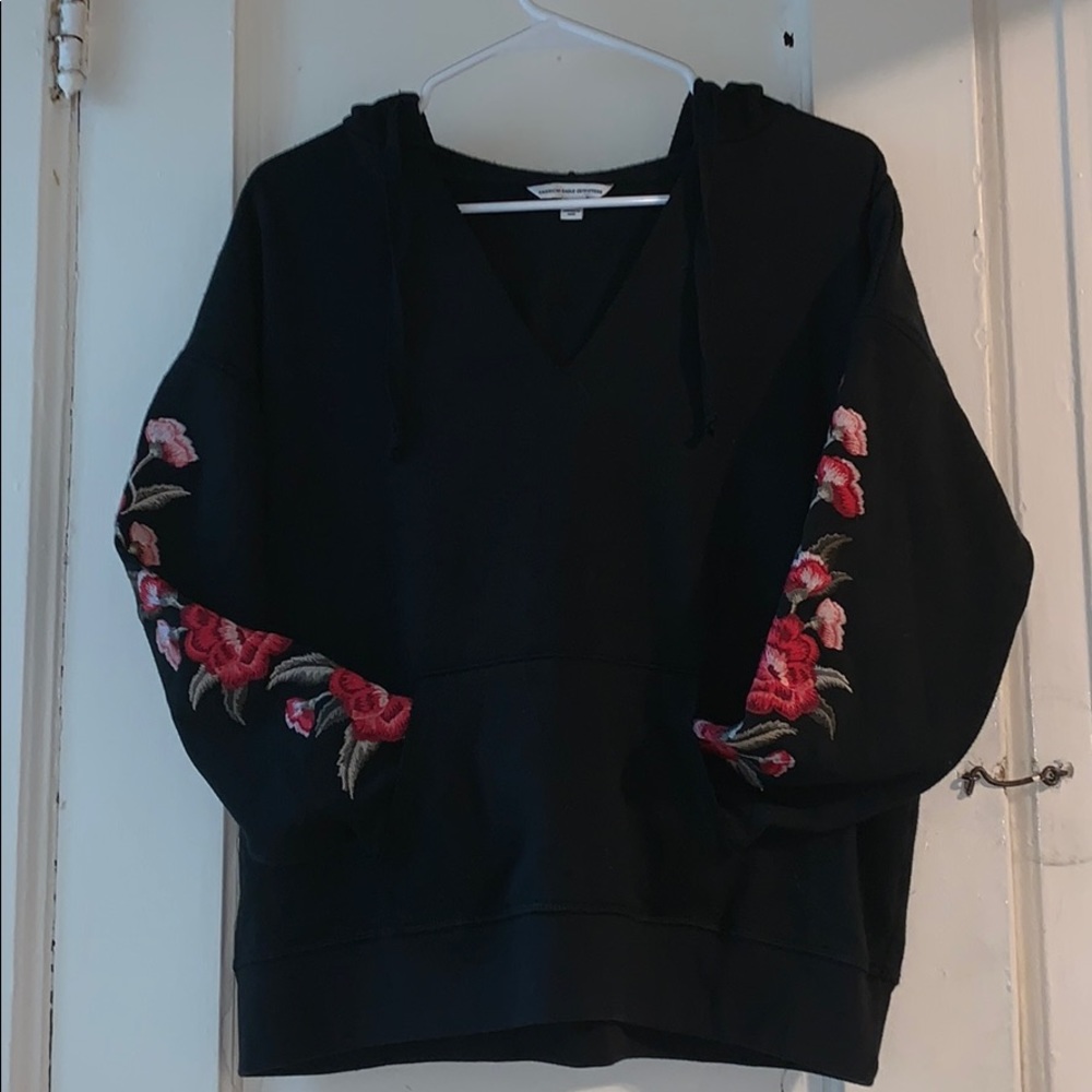 American eagle long sleeve sweater (M)